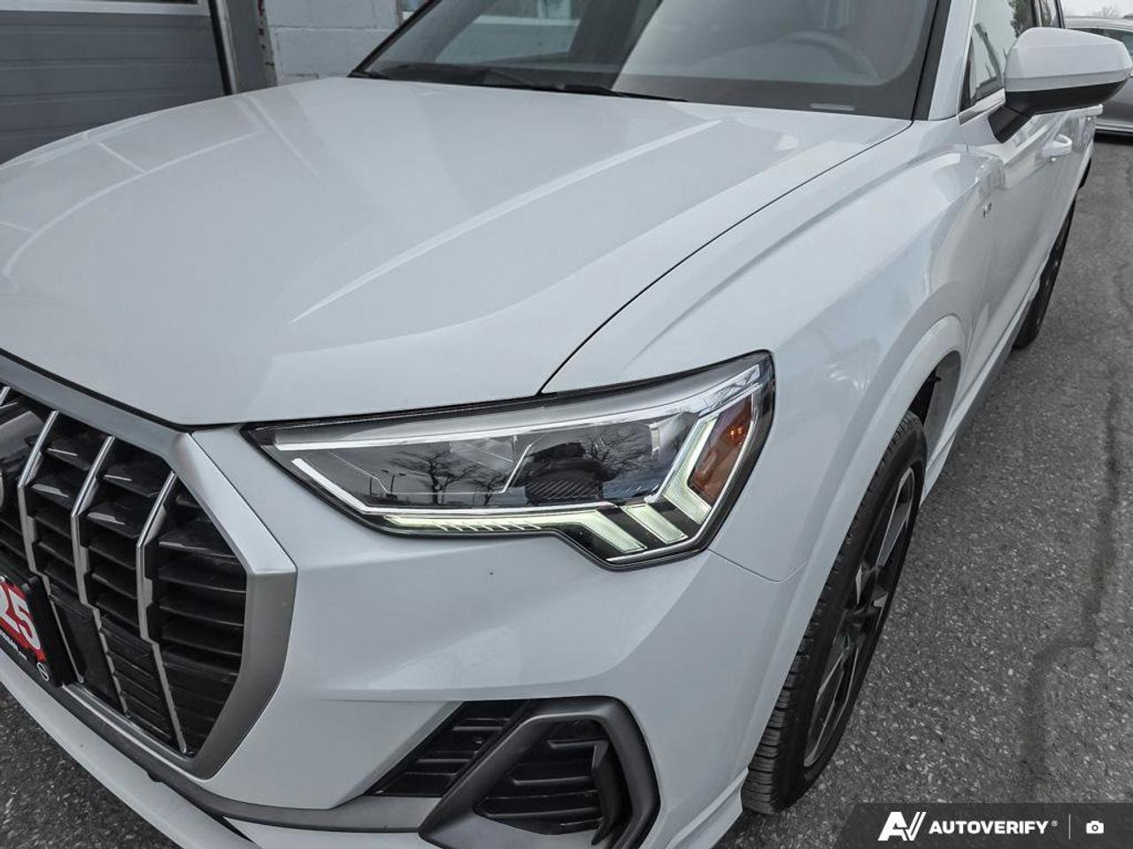 2025 Audi Q3 S Line Progressiv | Wireless Apple CarPlay | Leather | Moonroof | Photo