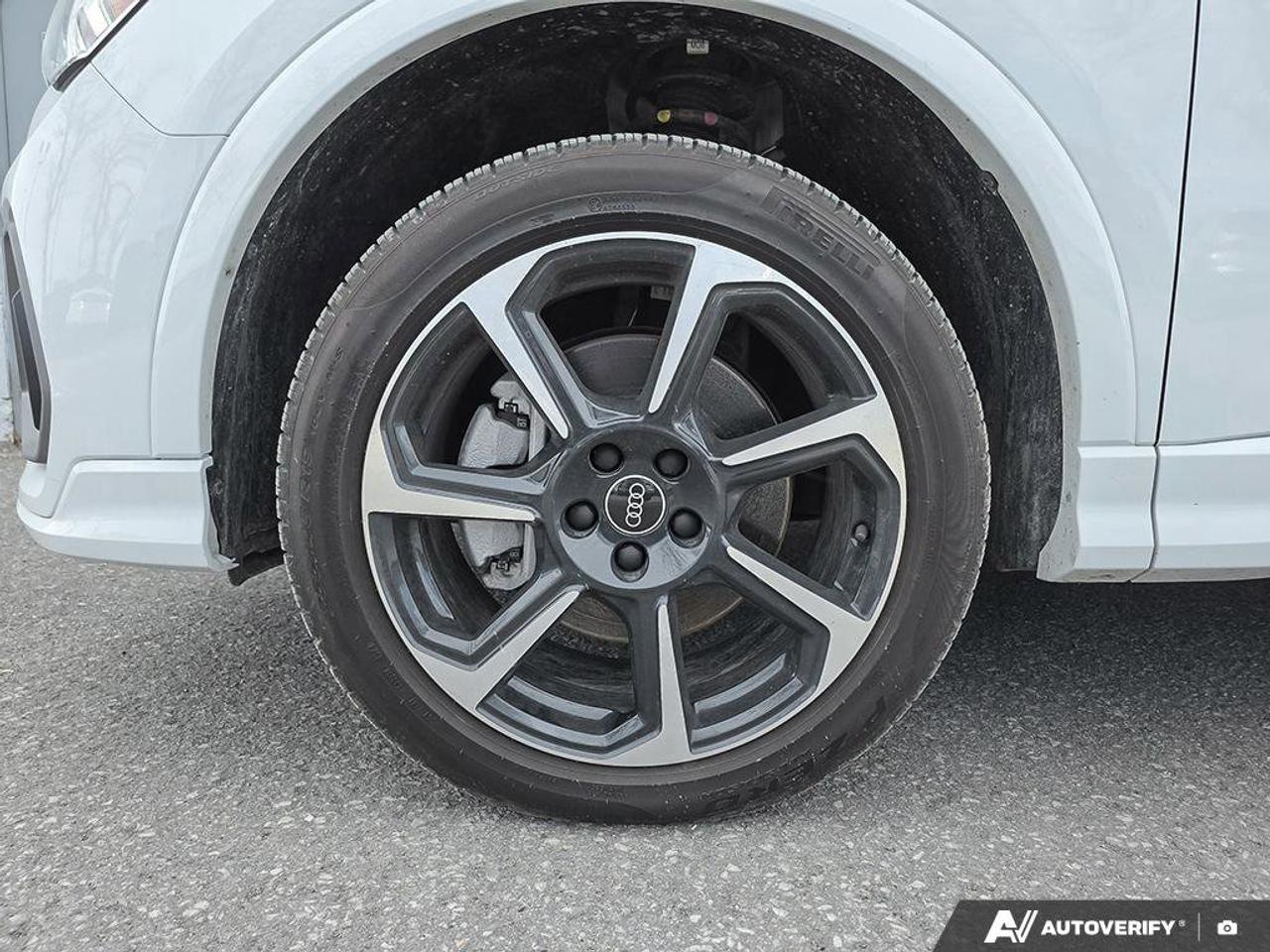 2025 Audi Q3 S Line Progressiv | Wireless Apple CarPlay | Leather | Moonroof | Photo