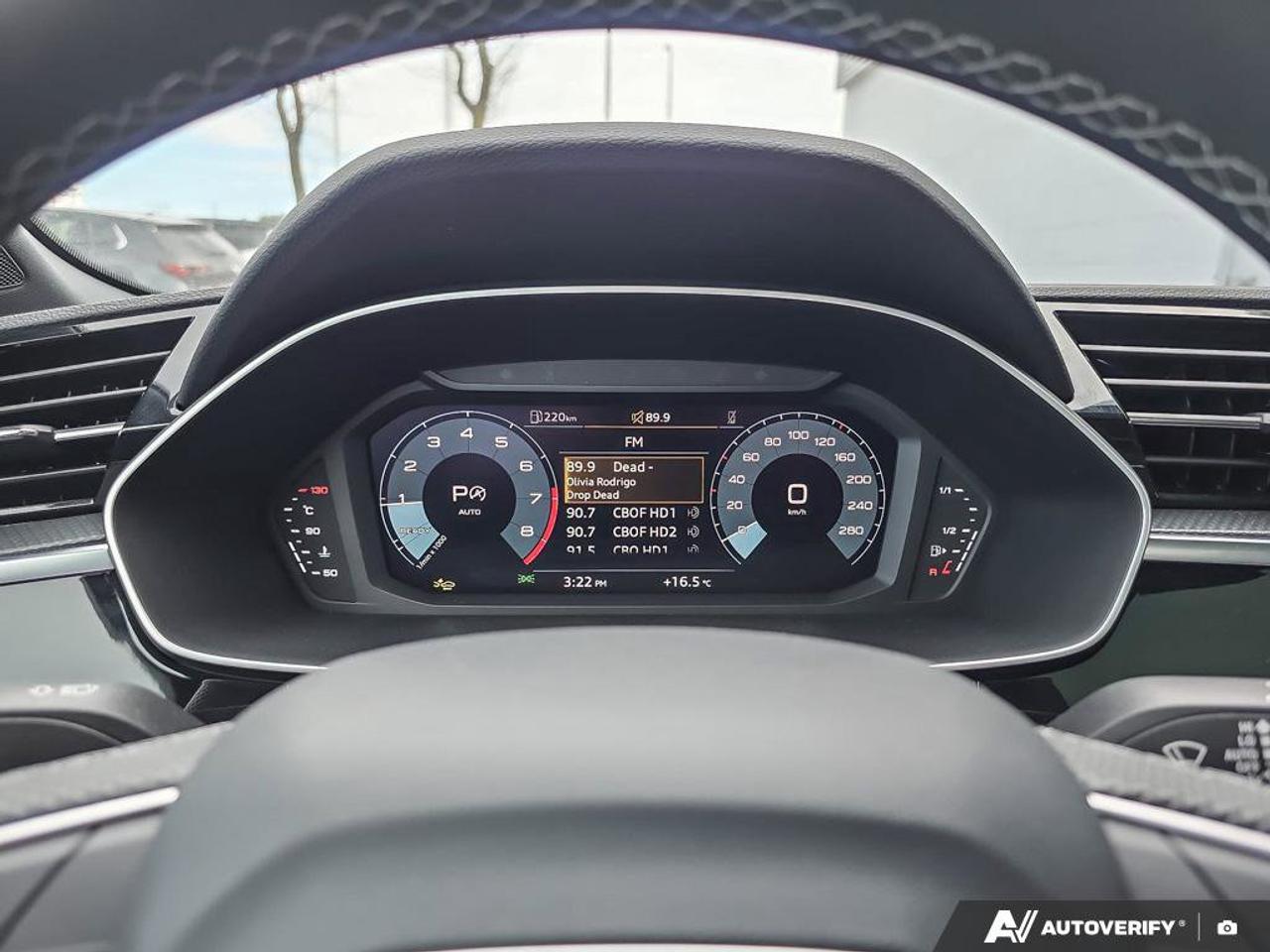 2025 Audi Q3 S Line Progressiv | Wireless Apple CarPlay | Leather | Moonroof | Photo