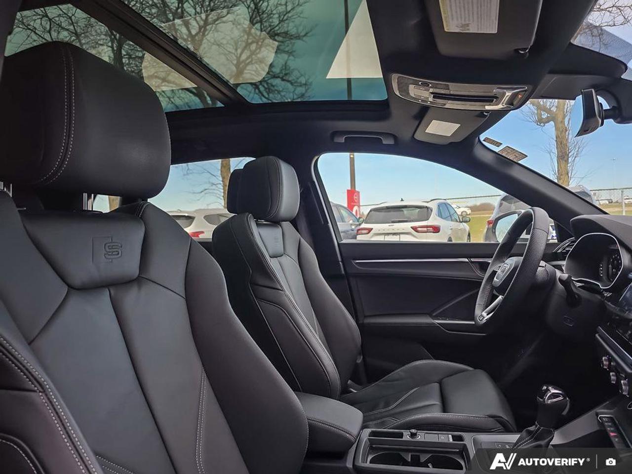 2025 Audi Q3 S Line Progressiv | Wireless Apple CarPlay | Leather | Moonroof | Photo