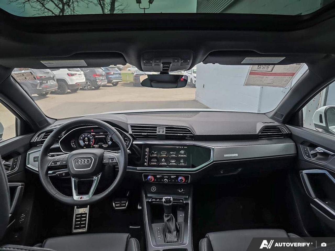 2025 Audi Q3 S Line Progressiv | Wireless Apple CarPlay | Leather | Moonroof | Photo