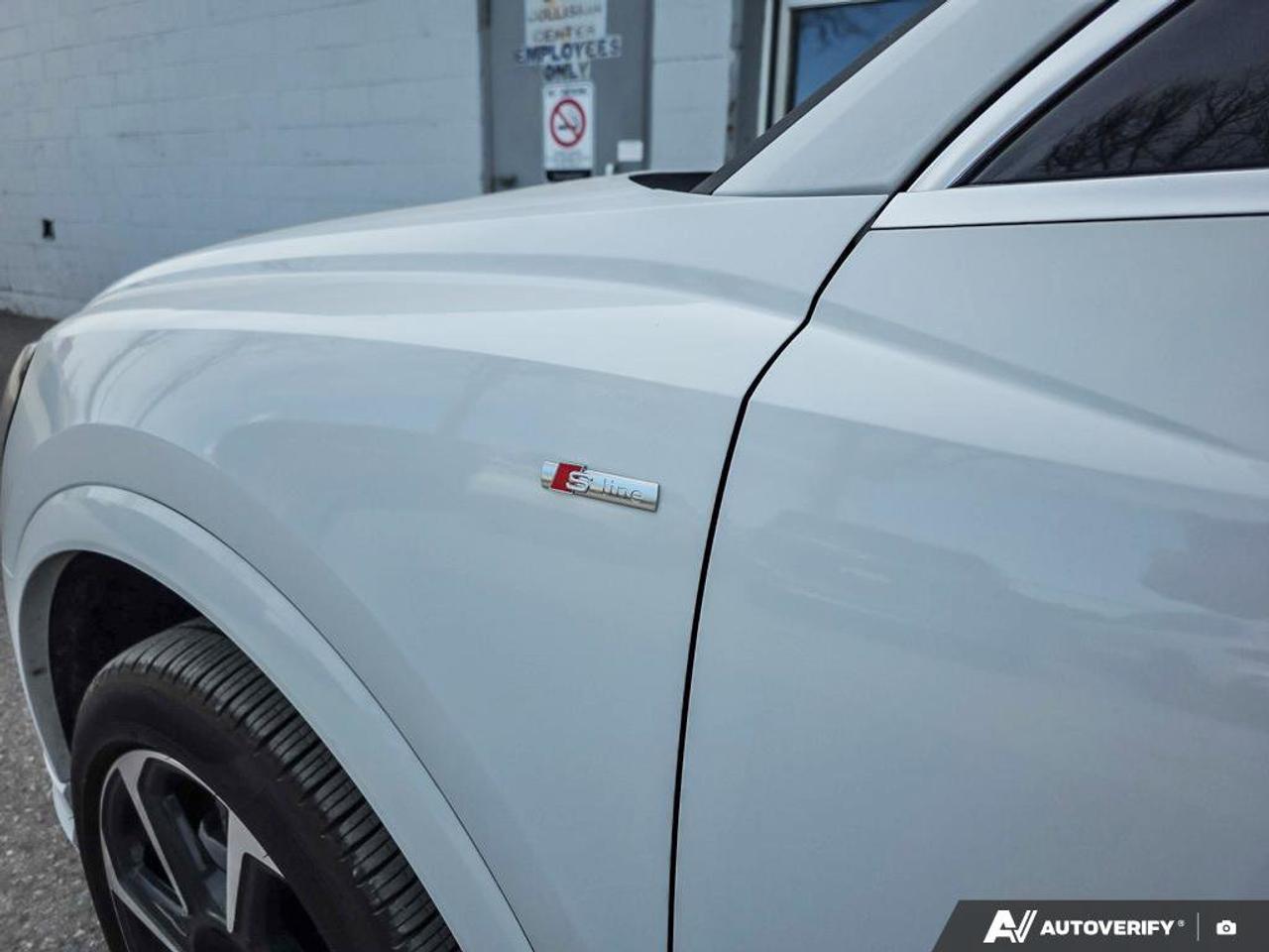 2025 Audi Q3 S Line Progressiv | Wireless Apple CarPlay | Leather | Moonroof | Photo