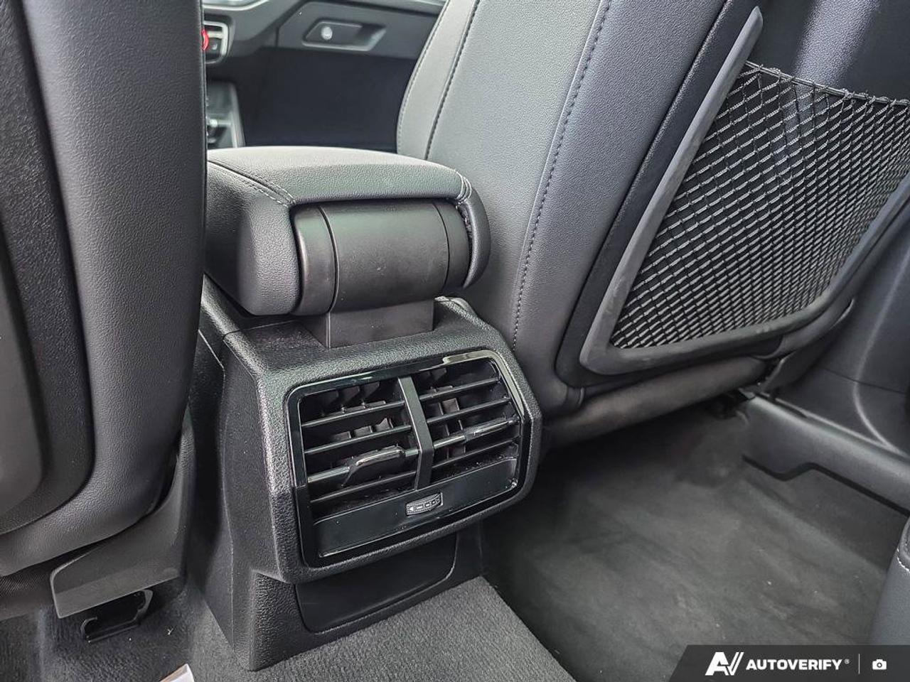 2025 Audi Q3 S Line Progressiv | Wireless Apple CarPlay | Leather | Moonroof | Photo