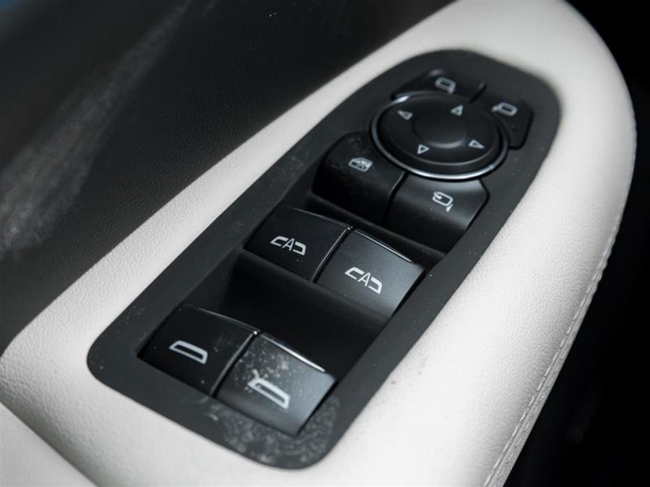 2026 Cadillac XT5 Sport Photo