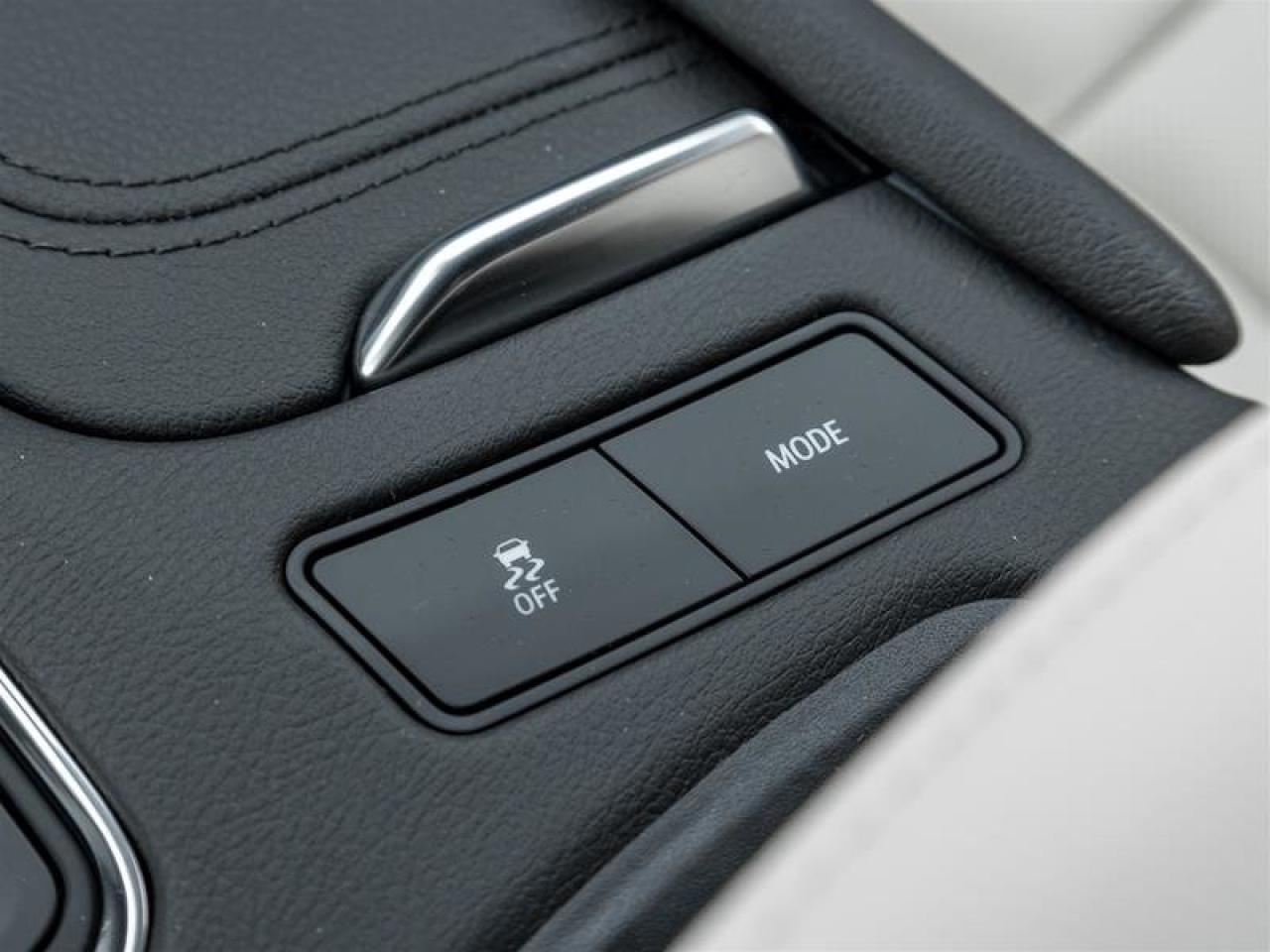 2026 Cadillac XT5 Sport Photo