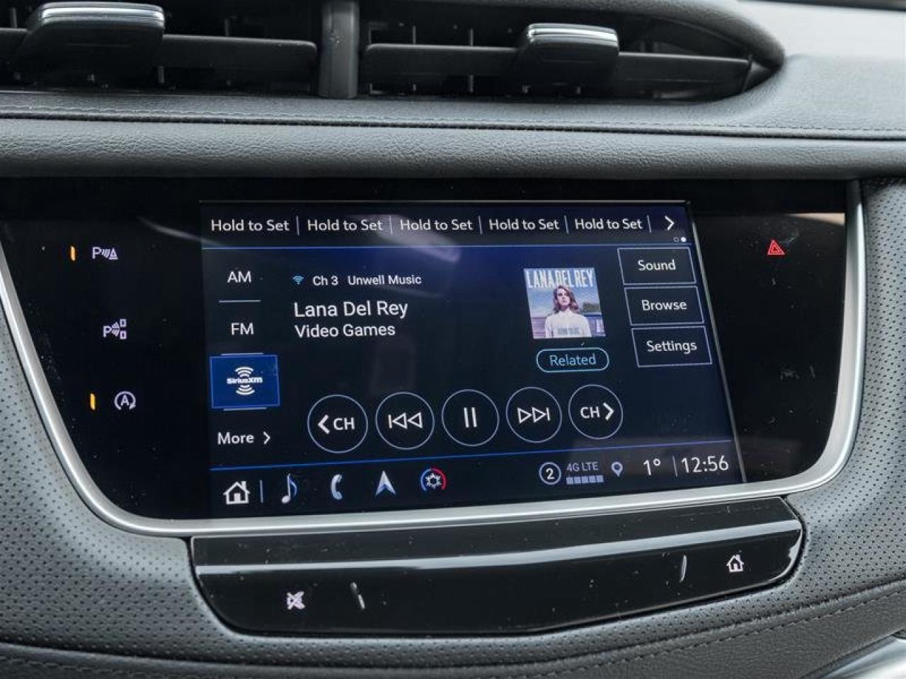 2026 Cadillac XT5 Sport Photo