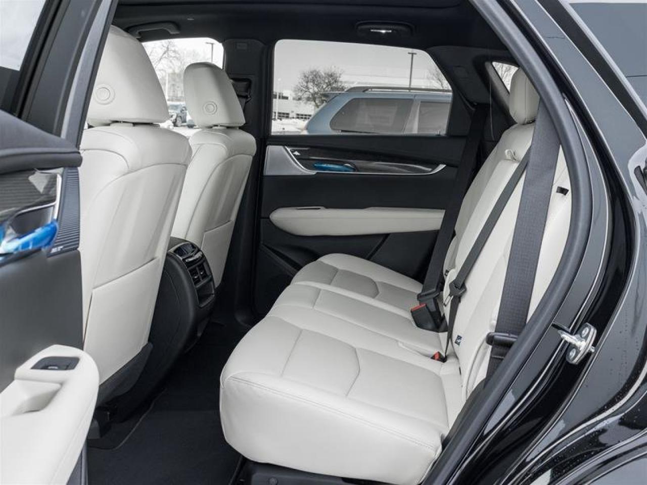 2026 Cadillac XT5 Sport Photo