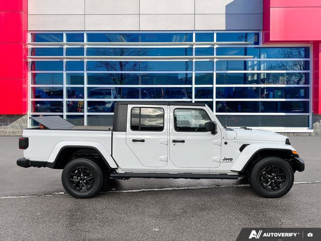 2021 Jeep Gladiator Black Appearance | Nav | Heated Seats\Wheel | Apple Carplay | Photo