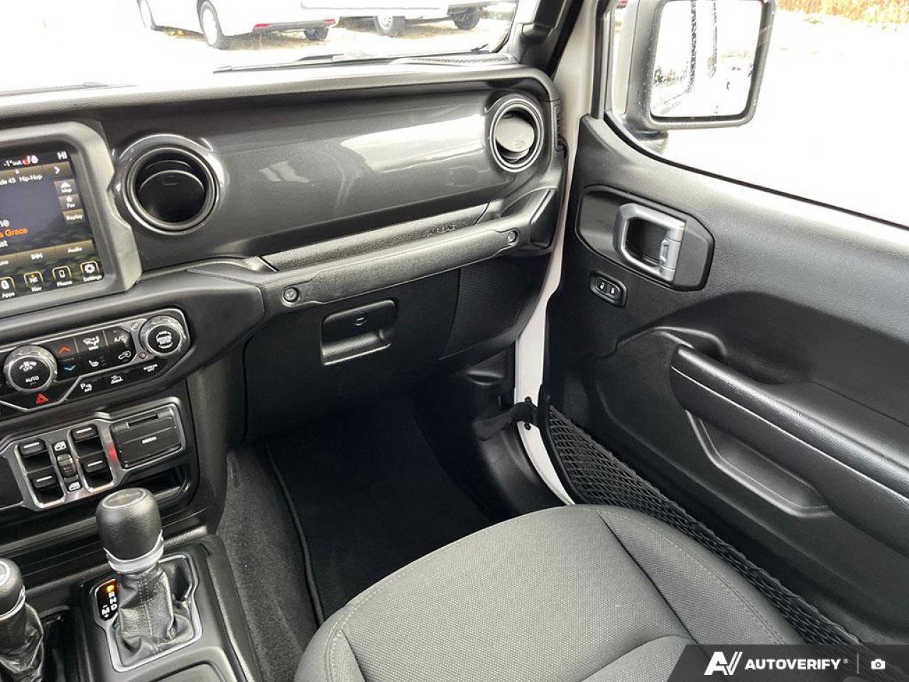 2021 Jeep Gladiator Black Appearance | Nav | Heated Seats\Wheel | Apple Carplay | Photo