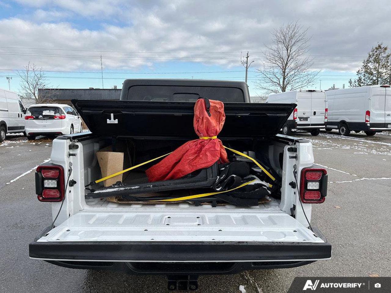 2021 Jeep Gladiator Black Appearance | Nav | Heated Seats\Wheel | Apple Carplay | Photo
