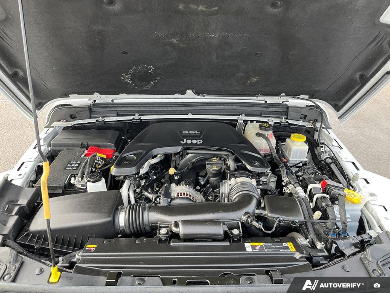 2021 Jeep Gladiator Black Appearance | Nav | Heated Seats\Wheel | Apple Carplay | Photo