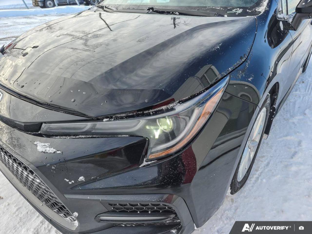 2021 Toyota Corolla SE | 6 Speed iMT | Apple Car Play | Heated Seats | Photo