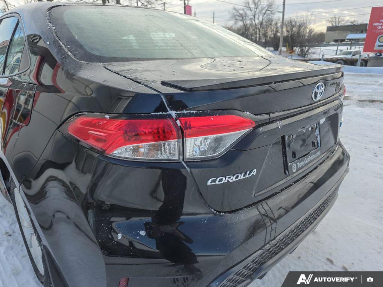 2021 Toyota Corolla SE | 6 Speed iMT | Apple Car Play | Heated Seats | Photo