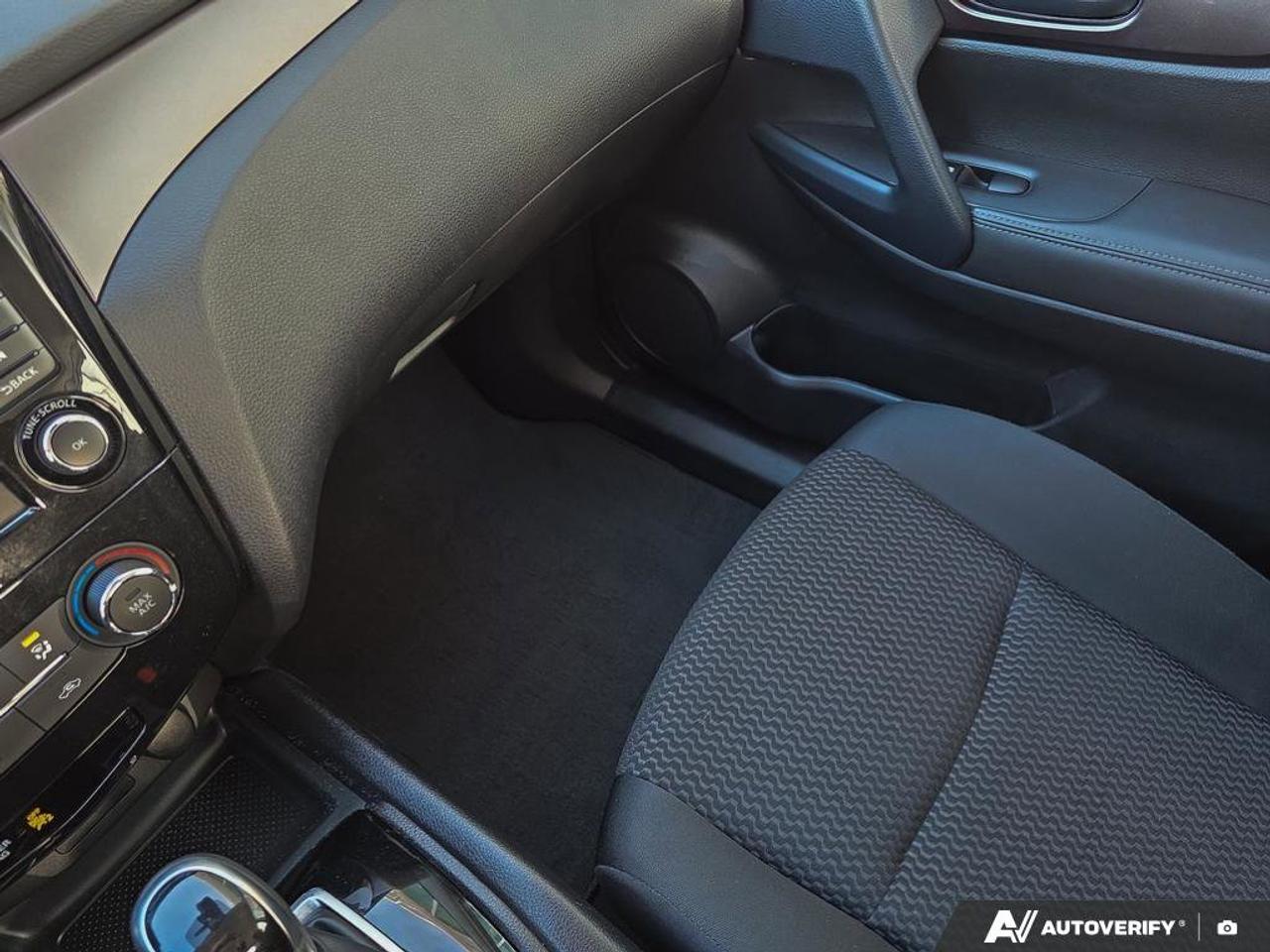 2023 Nissan Qashqai S | Apple Car Play | Android Auto | Photo