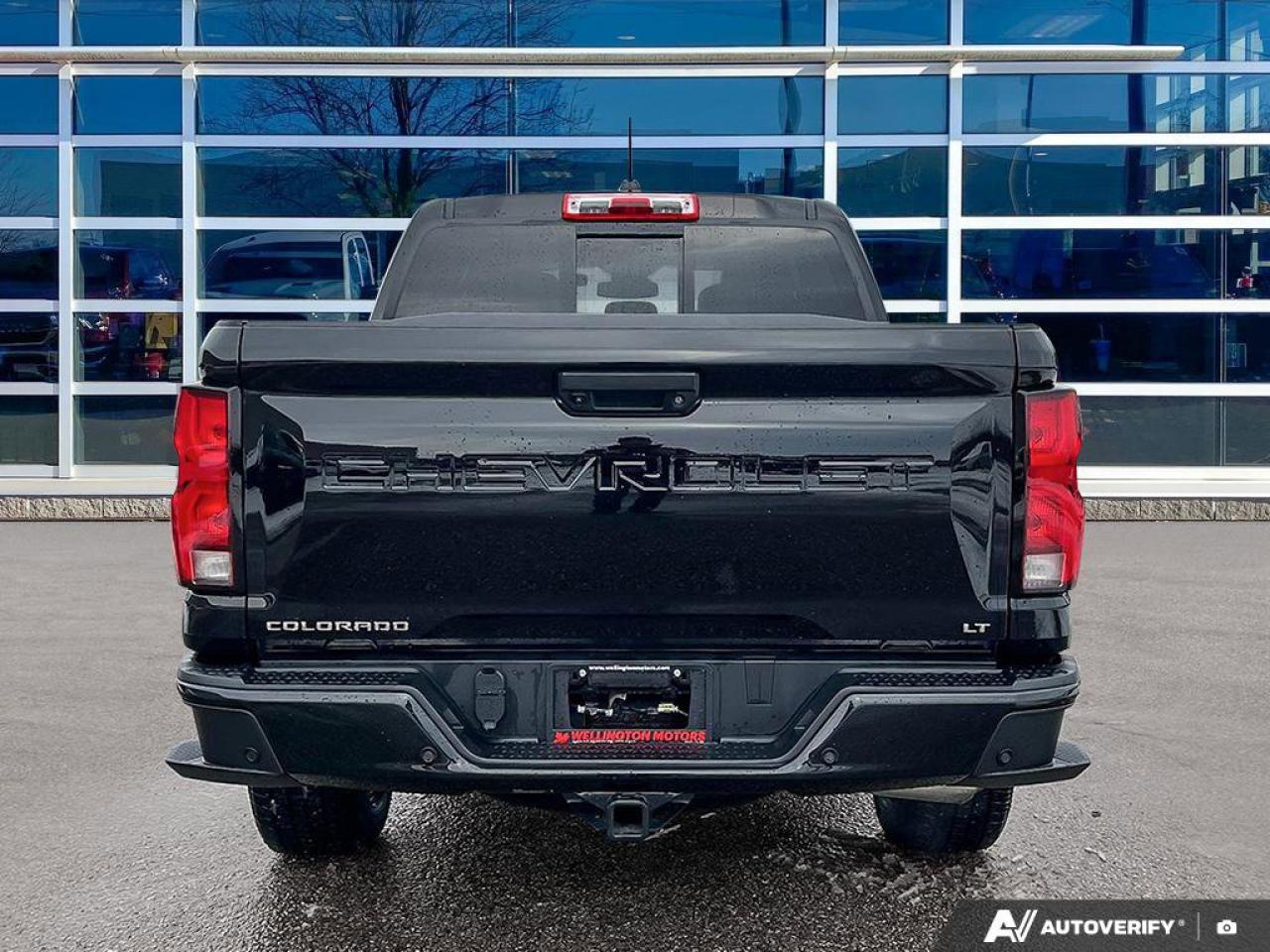 2023 Chevrolet Colorado LT | Leather | Sunroof | Heated Seats + Steering | Remote Start | Bose Audio | and More ! Photo3