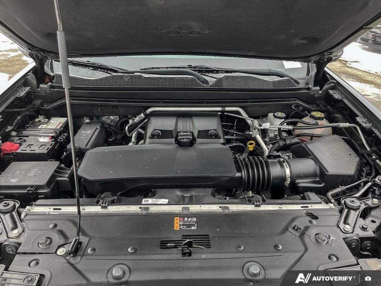 2023 Chevrolet Colorado LT | Leather | Sunroof | Heated Seats + Steering | Remote Start | Bose Audio | and More ! Photo