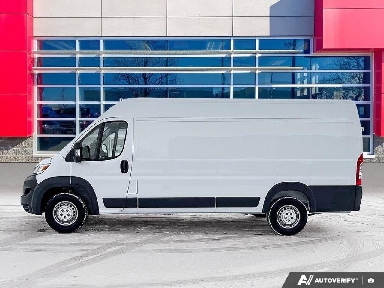 2024 RAM ProMaster Cargo Van 159 WB EXT High Roof | Adaptive Cruise | Forward Collision Warning | Carplay + Android | and More ! Photo