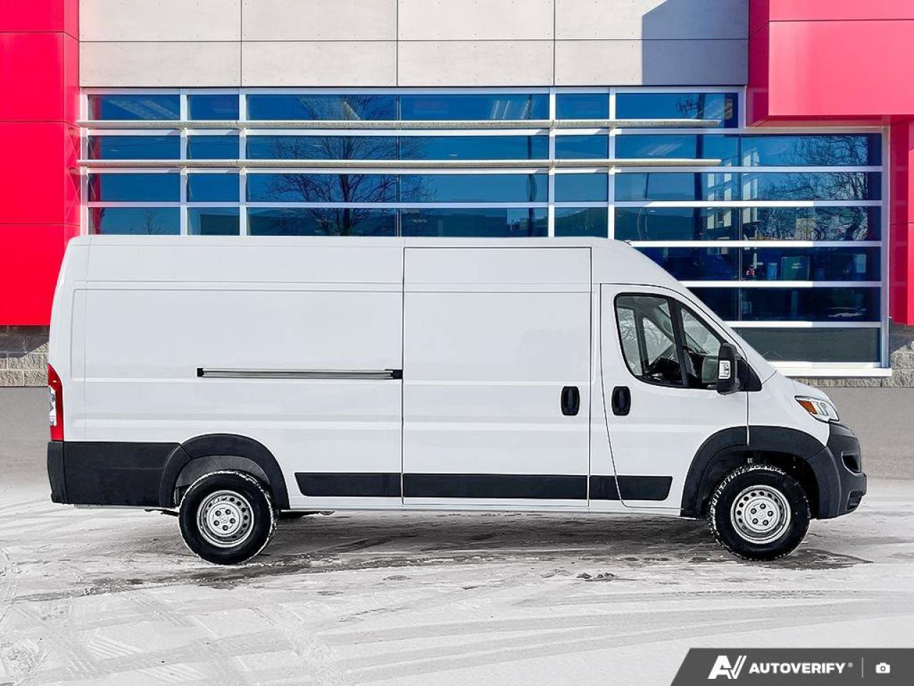 2024 RAM ProMaster Cargo Van 159 WB EXT High Roof | Adaptive Cruise | Forward Collision Warning | Carplay + Android | and More ! Photo