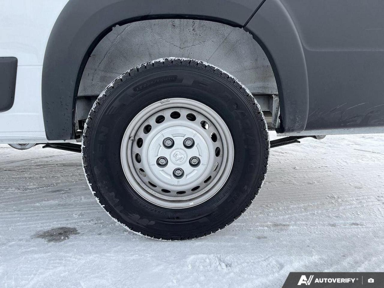 2024 RAM ProMaster Cargo Van 159 WB EXT High Roof | Adaptive Cruise | Forward Collision Warning | Carplay + Android | and More ! Photo