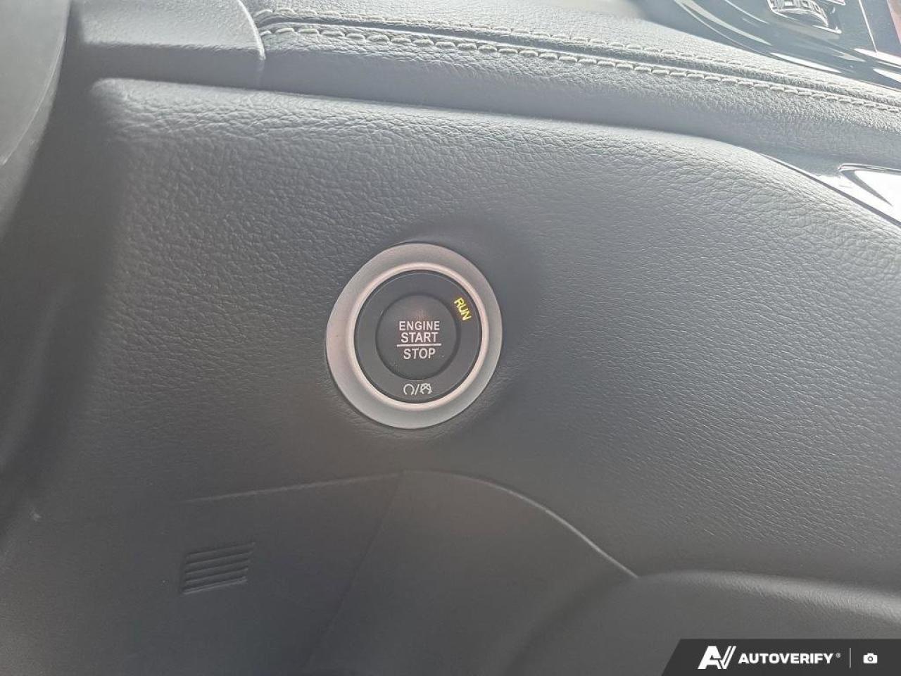 2023 Chrysler Pacifica Hybrid Limited | NAPPA Leather | Heated\Cooled Seats | Apple Car Play | Photo