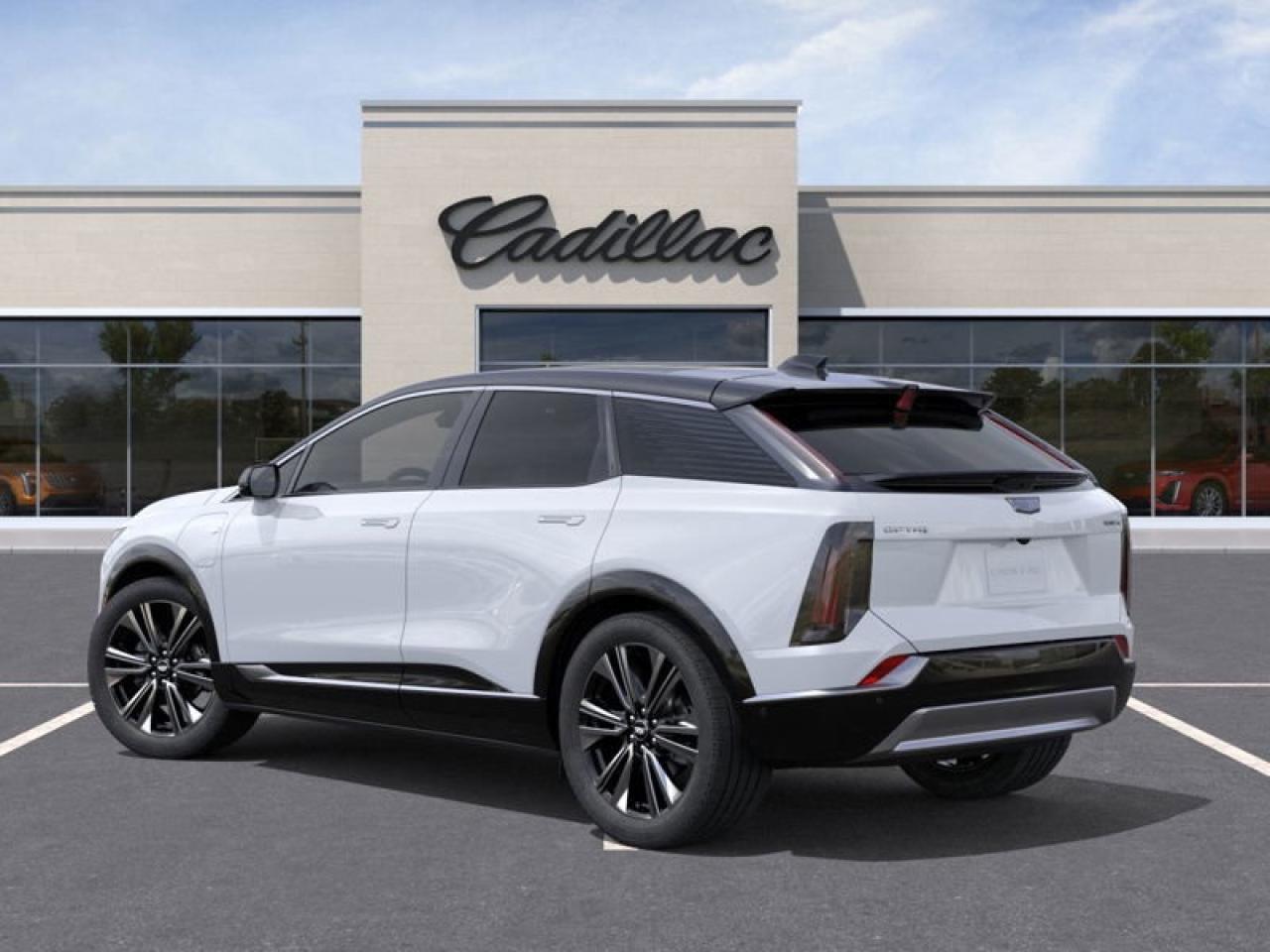 2026 Cadillac OPTIQ Premium Luxury Photo2