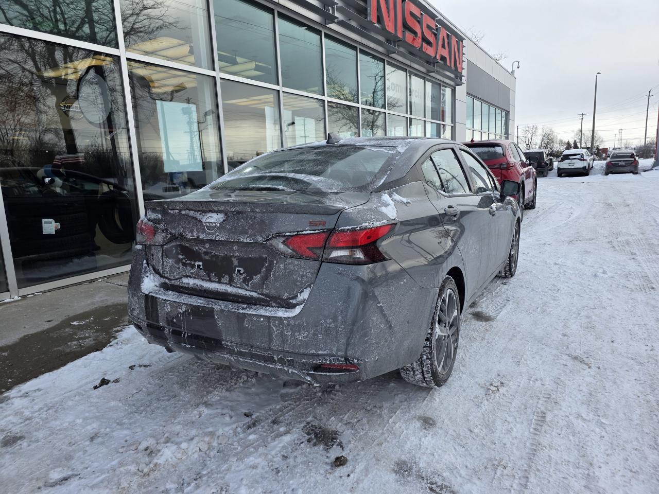 2023 Nissan Versa SR | Apple Car Play | Android Auto | Heated Seats | Photo