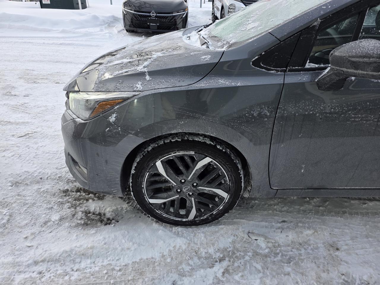 2023 Nissan Versa SR | Apple Car Play | Android Auto | Heated Seats | Photo