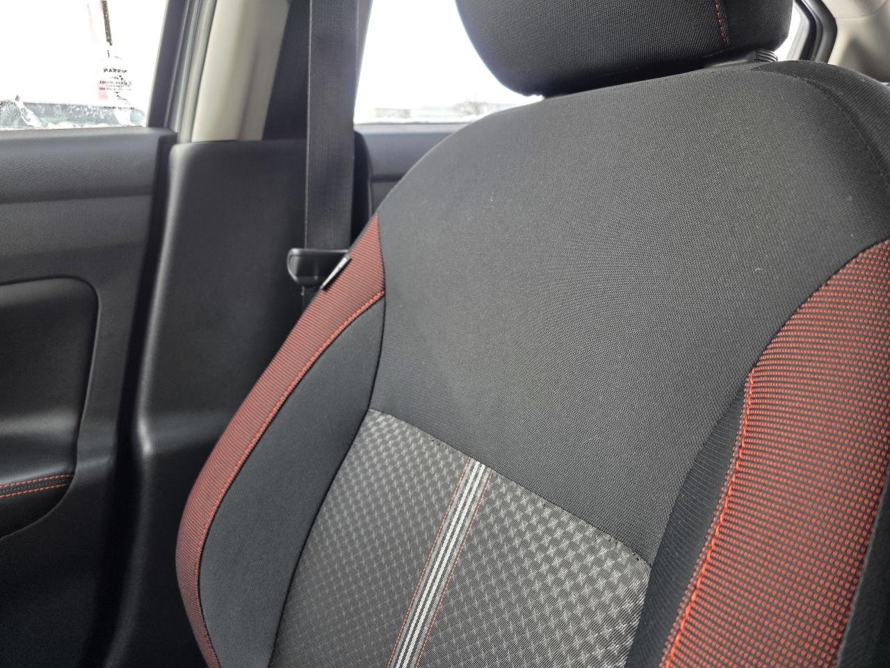 2023 Nissan Versa SR | Apple Car Play | Android Auto | Heated Seats | Photo