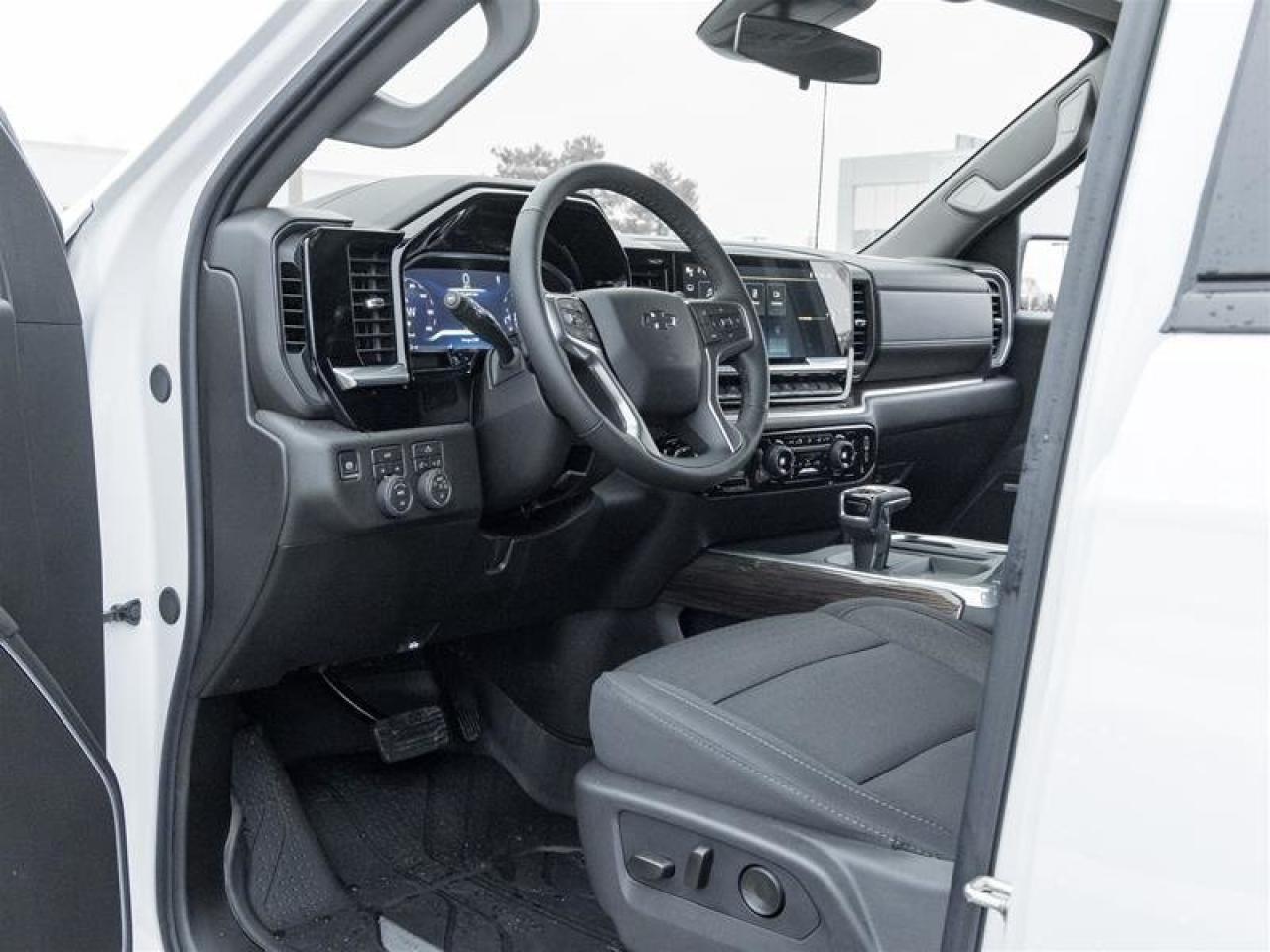 2026 Chevrolet Silverado 1500 RST Photo