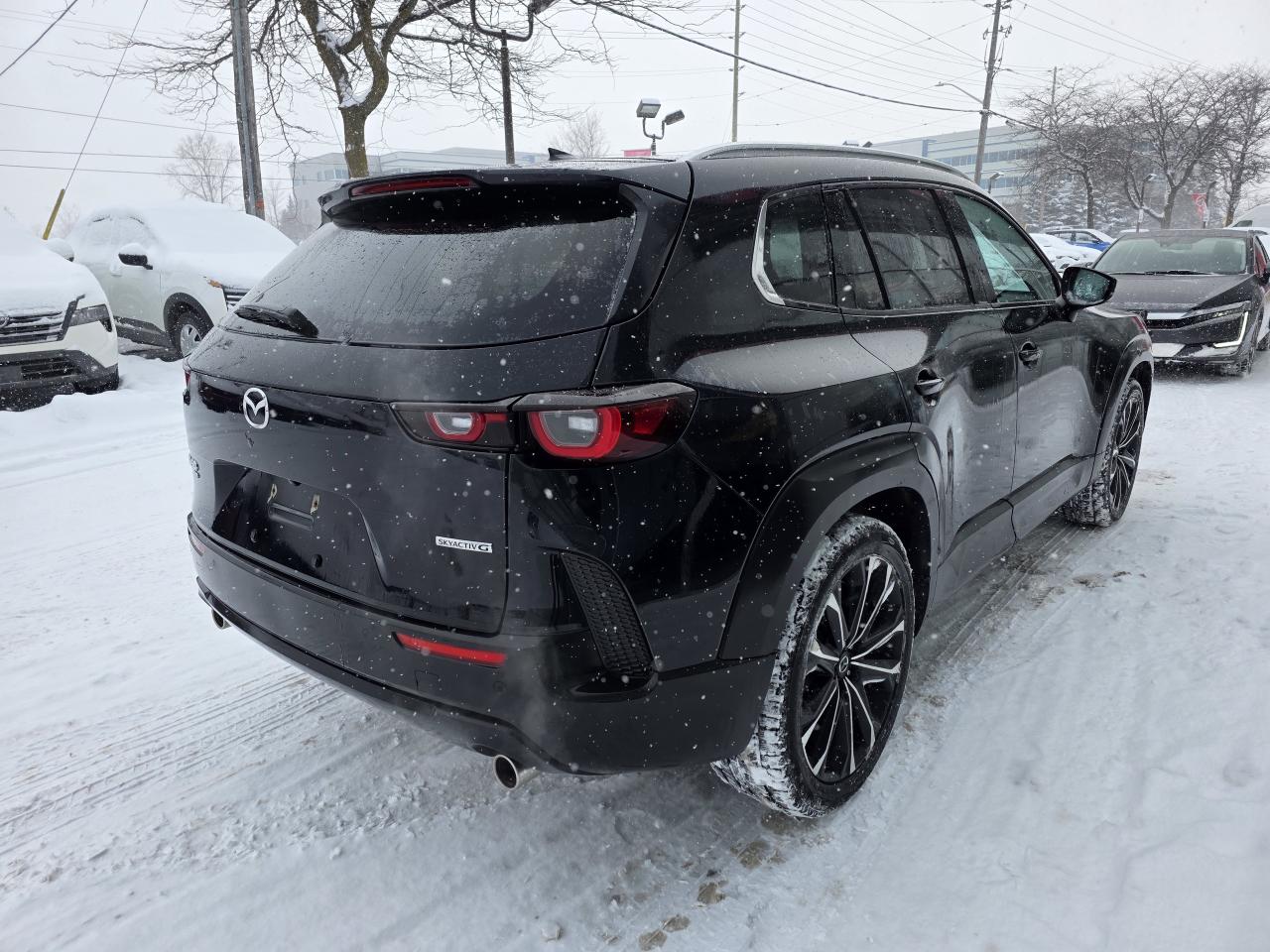 2023 Mazda CX-50 GT AWD | Leather | Moonroof | Apple Car Play | Photo