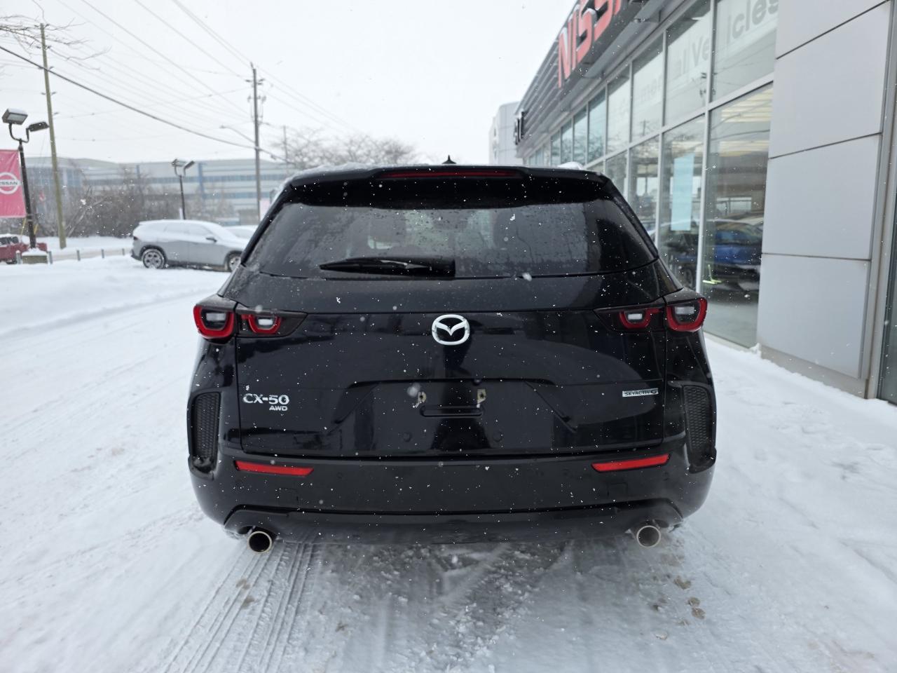 2023 Mazda CX-50 GT AWD | Leather | Moonroof | Apple Car Play | Photo