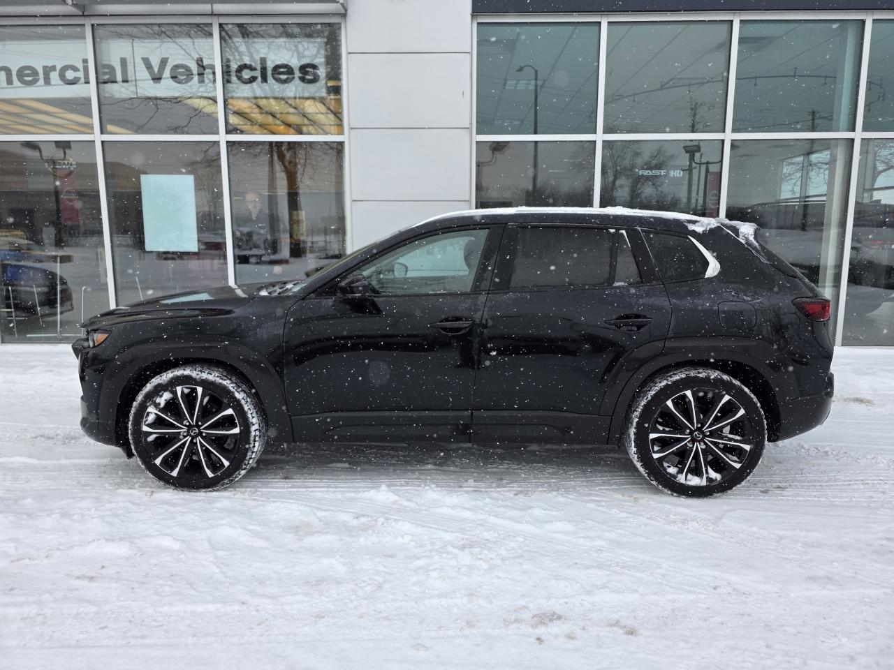 2023 Mazda CX-50 GT AWD | Leather | Moonroof | Apple Car Play | Photo