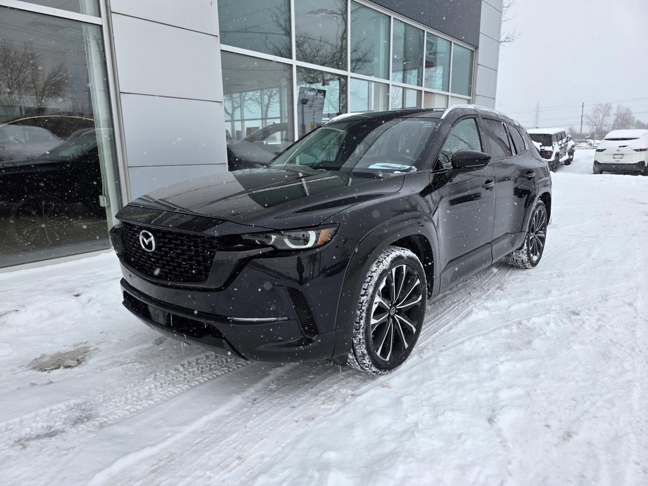 2023 Mazda CX-50 GT AWD | Leather | Moonroof | Apple Car Play | Photo
