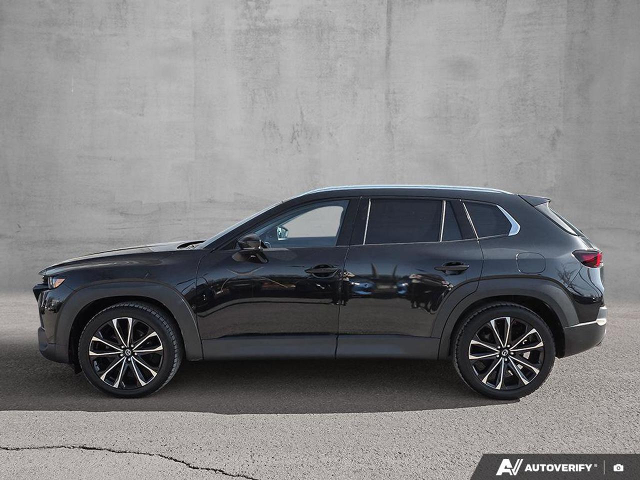 2023 Mazda CX-50 GT AWD | Leather | Moonroof | Apple Car Play | Photo