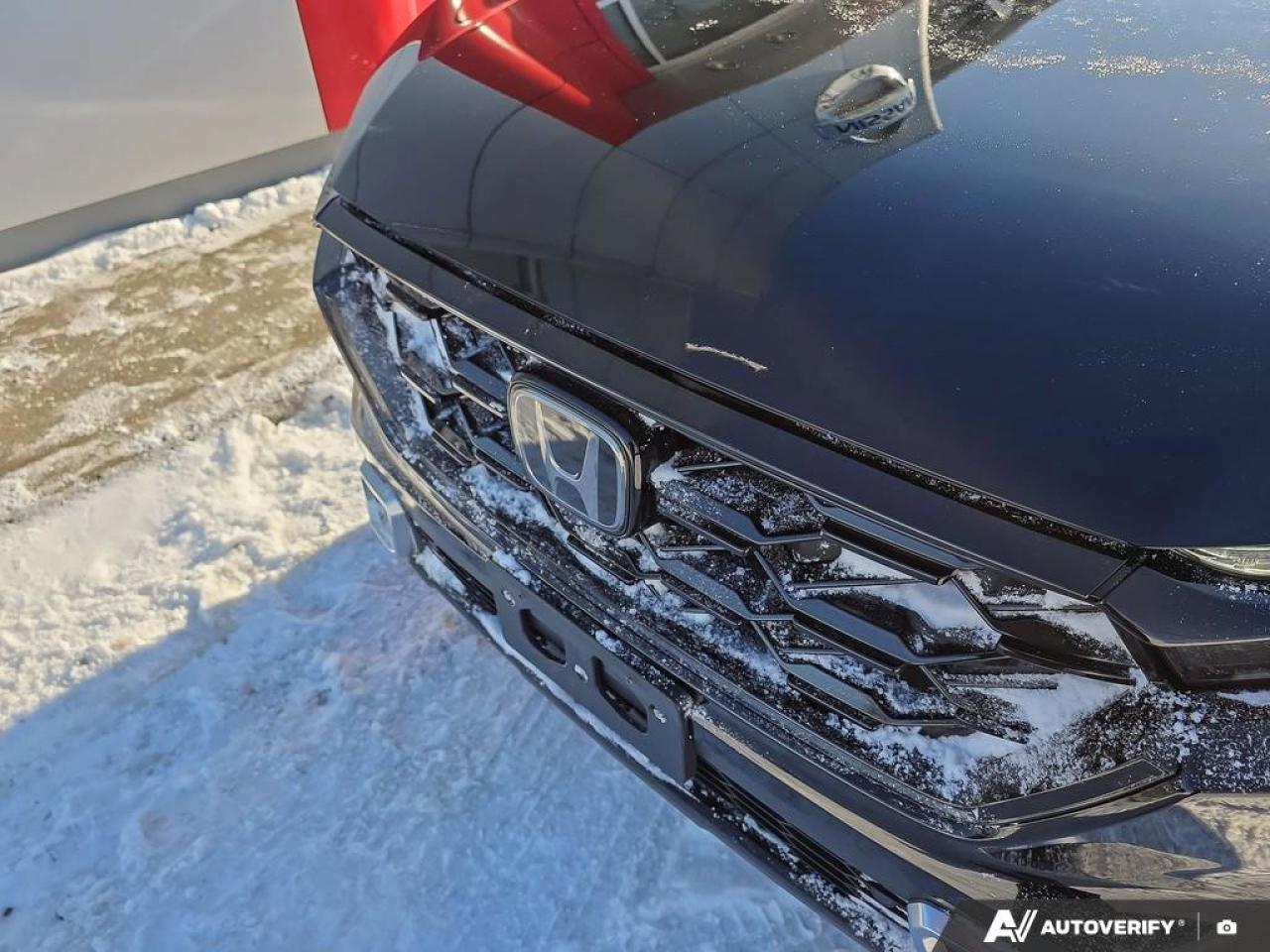 2024 Honda CR-V Hybrid Touring AWD | Wireless Apple CarPlay | Bose Premium Audio | Photo