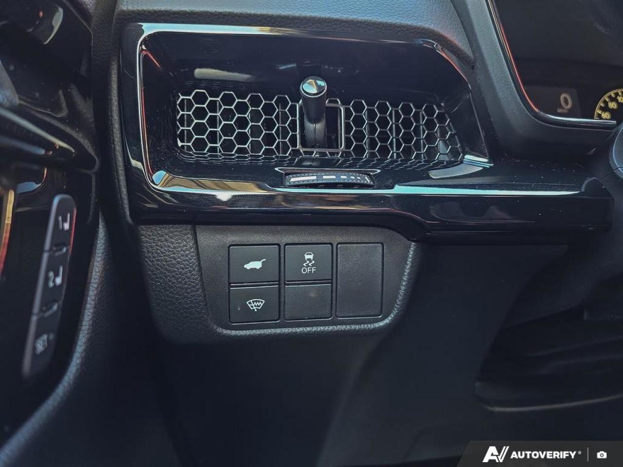 2024 Honda CR-V Hybrid Touring AWD | Wireless Apple CarPlay | Bose Premium Audio | Photo