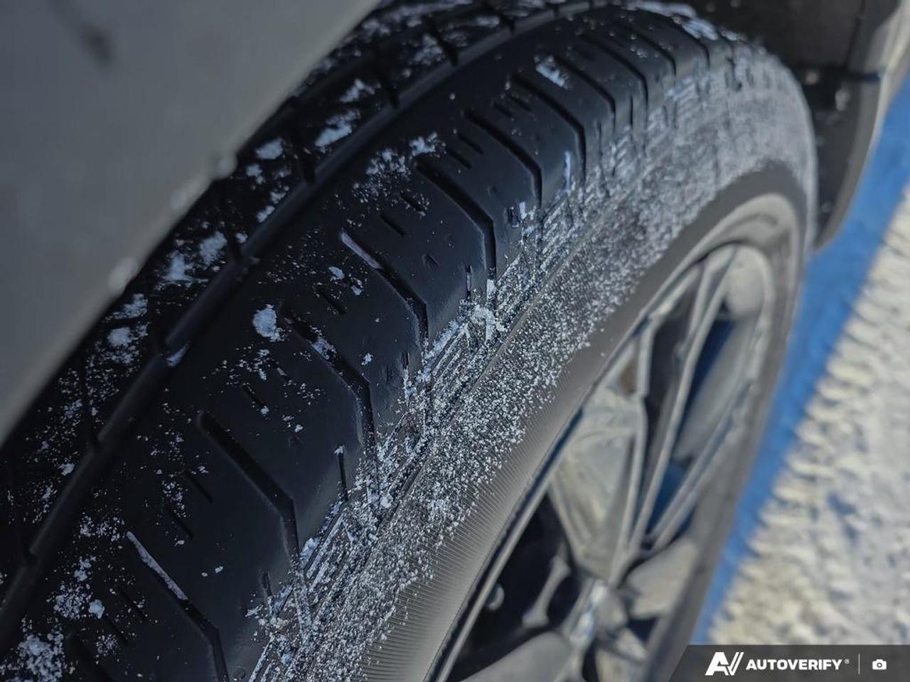 2024 Honda CR-V Hybrid Touring AWD | Wireless Apple CarPlay | Bose Premium Audio | Photo