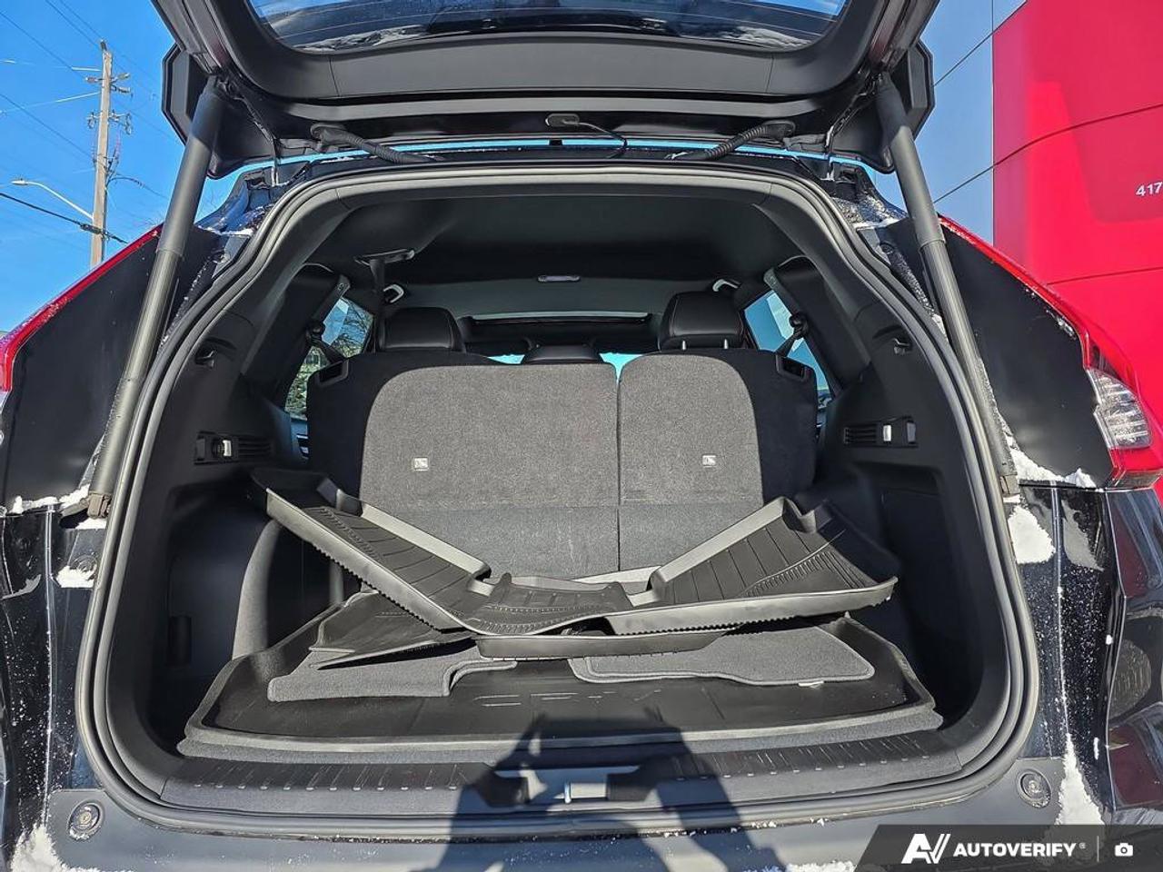 2024 Honda CR-V Hybrid Touring AWD | Wireless Apple CarPlay | Bose Premium Audio | Photo