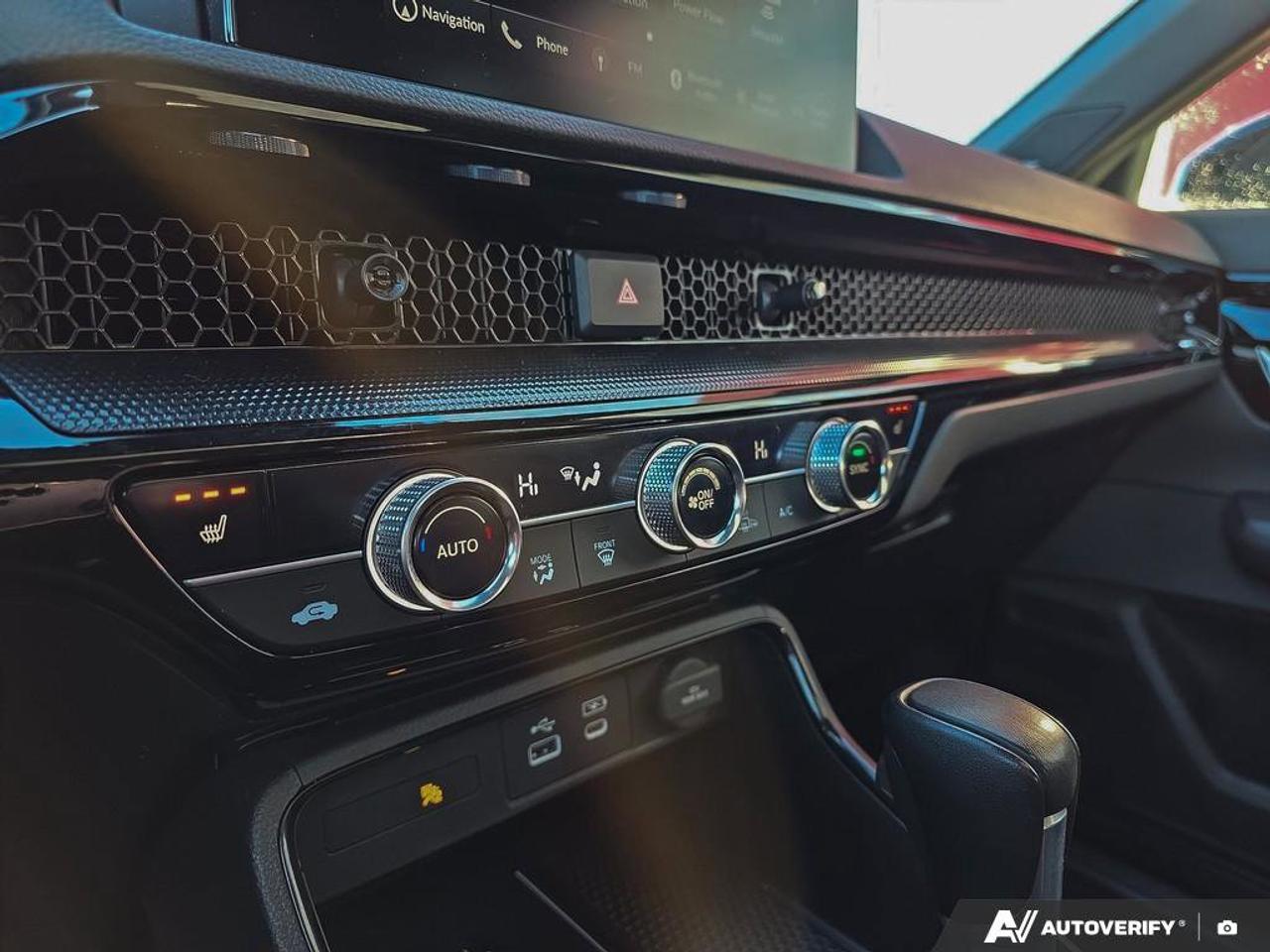 2024 Honda CR-V Hybrid Touring AWD | Wireless Apple CarPlay | Bose Premium Audio | Photo