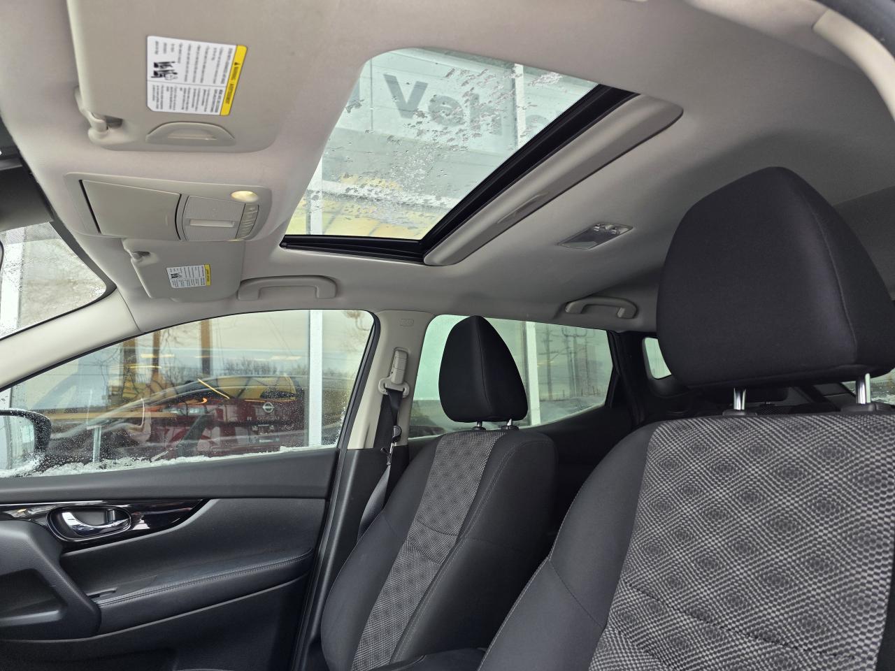 2022 Nissan Qashqai SV | Apple Car Play | Android Auto | Pro-Pilot | Photo4