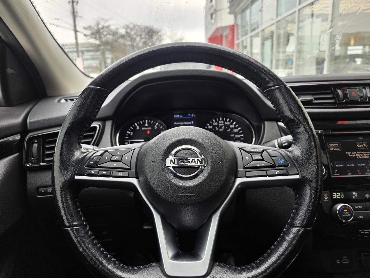 2022 Nissan Qashqai SV | Apple Car Play | Android Auto | Pro-Pilot | Photo