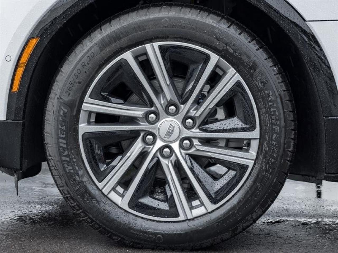 2026 Cadillac LYRIQ Luxury Photo3