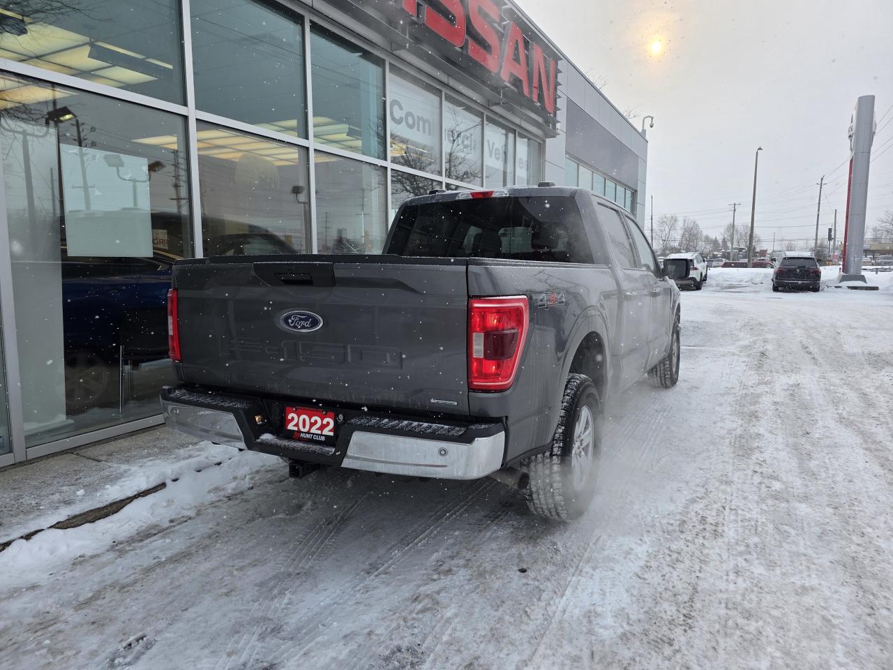 2022 Ford F-150 XLT | Dynamic Hitch Assist |  Class IV Trailer Hitch Photo