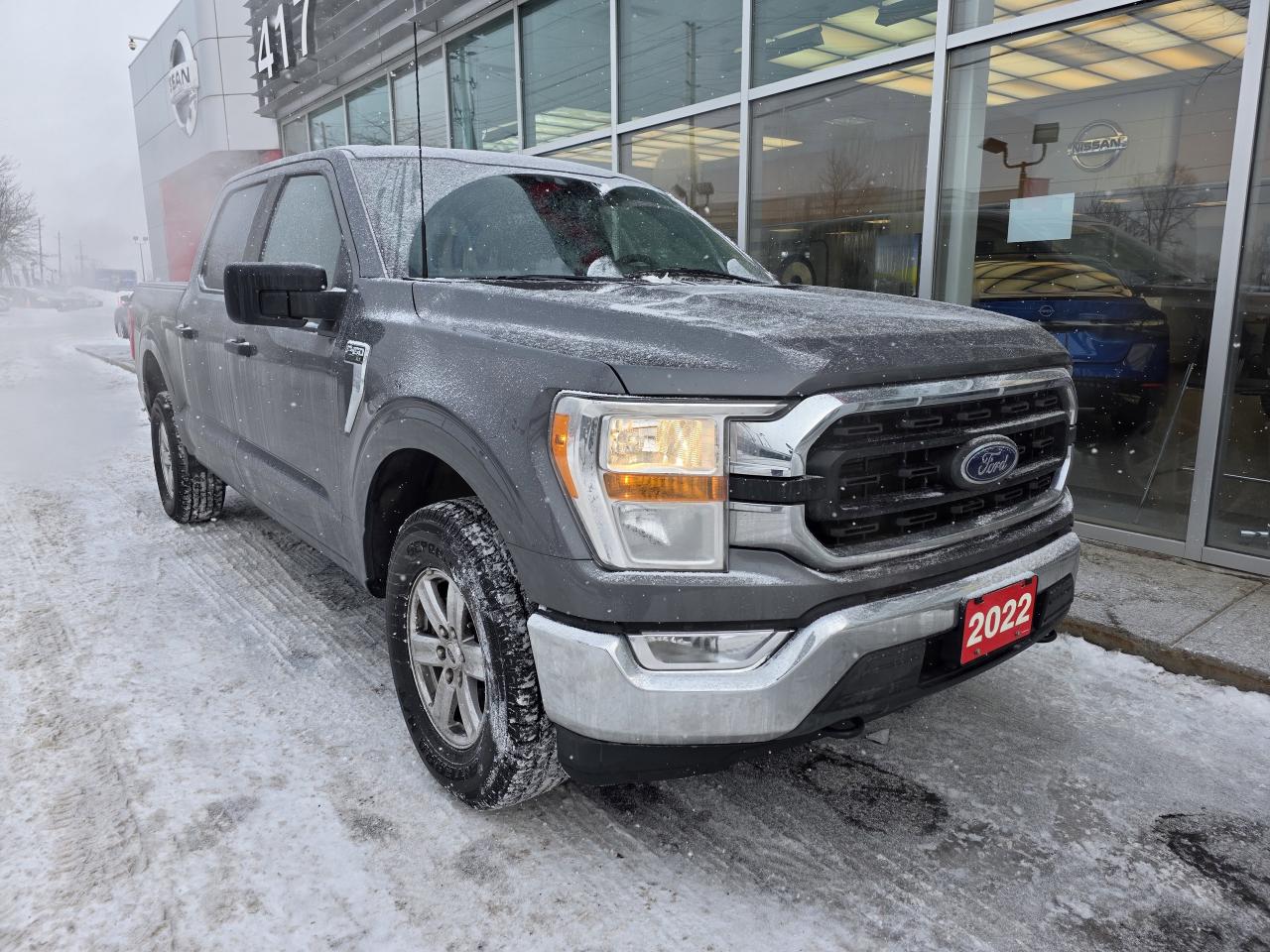 2022 Ford F-150 XLT | Dynamic Hitch Assist |  Class IV Trailer Hitch Photo