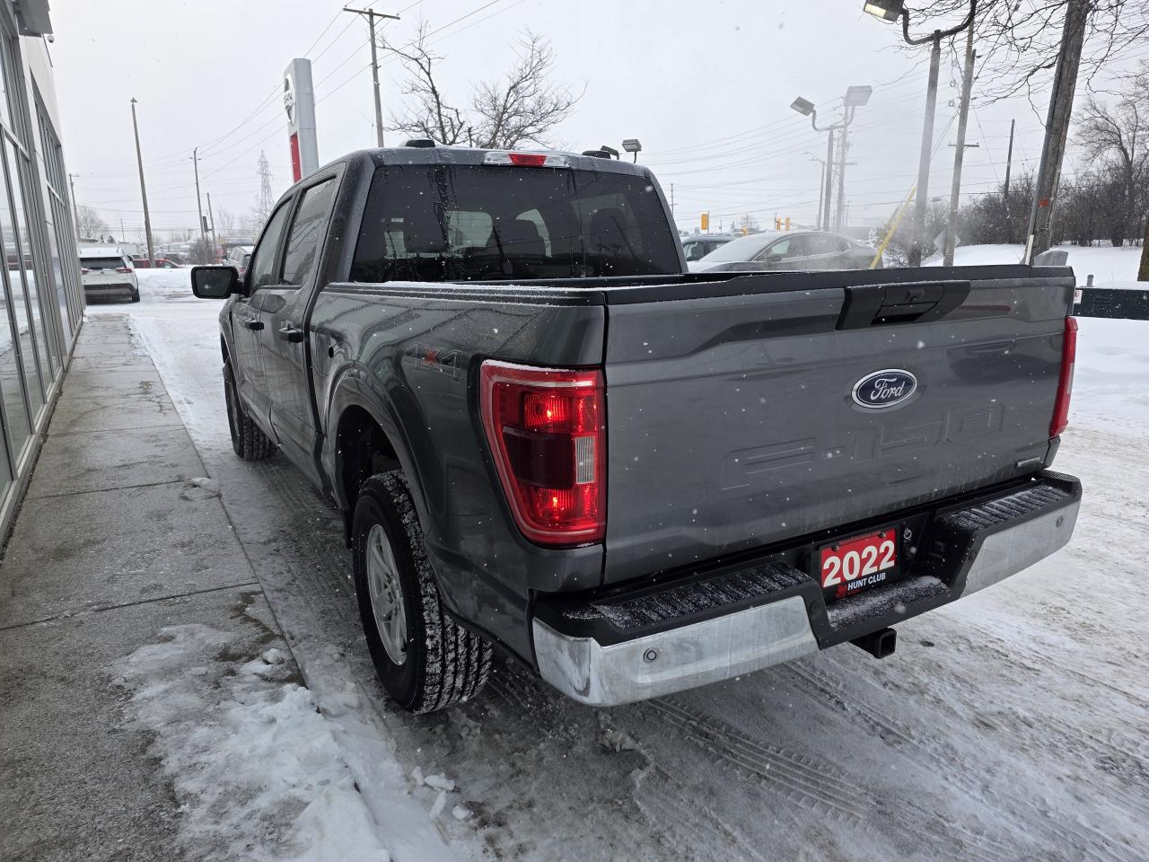 2022 Ford F-150 XLT | Dynamic Hitch Assist |  Class IV Trailer Hitch Photo