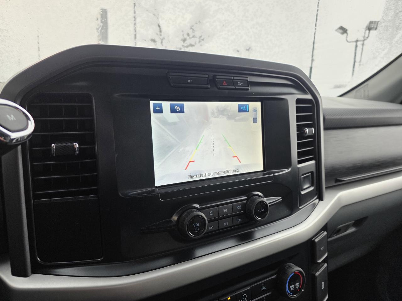 2022 Ford F-150 XLT | Dynamic Hitch Assist |  Class IV Trailer Hitch Photo