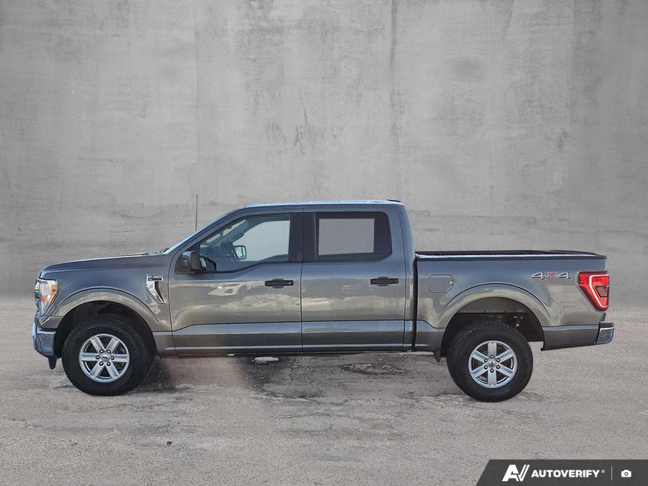 2022 Ford F-150 XLT | Dynamic Hitch Assist |  Class IV Trailer Hitch Photo