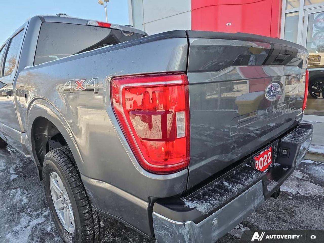 2022 Ford F-150 XLT | Dynamic Hitch Assist |  Class IV Trailer Hitch Photo