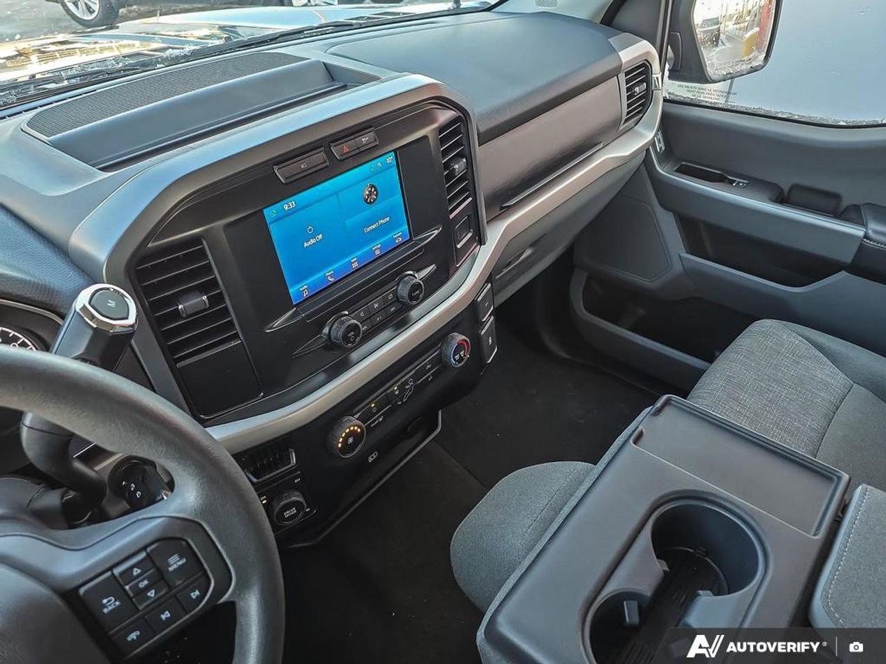 2022 Ford F-150 XLT | Dynamic Hitch Assist |  Class IV Trailer Hitch Photo