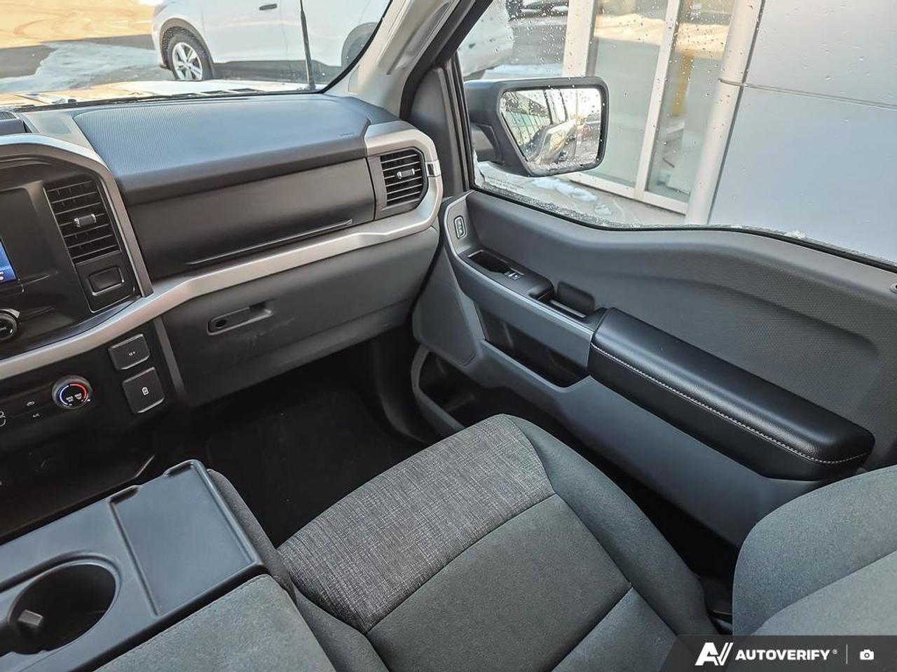 2022 Ford F-150 XLT | Dynamic Hitch Assist |  Class IV Trailer Hitch Photo